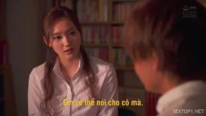 Em người mẫu khỏa thân vú mềm bị anh họa sĩ dâm dục địt